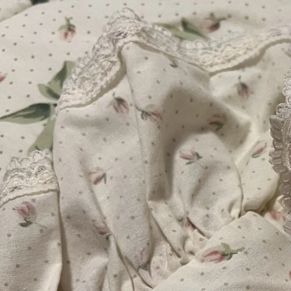 Vtg 90s Romantic English Country Quilted Reverse King Comforter Rose Dot Ruffle